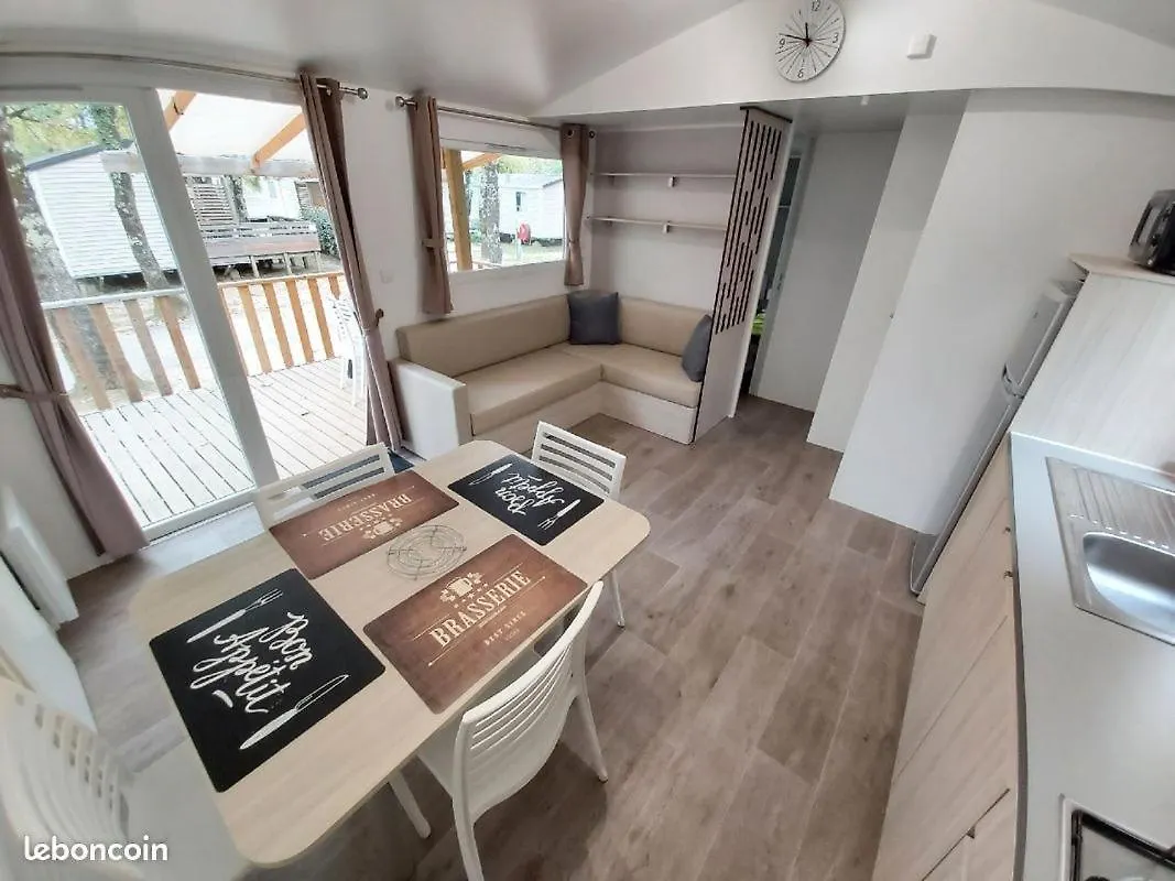 Kemping Mobil Home Climatise 6Pers. 3Ch Camping Domaine De Chaussy 5* Ardeche Lagorce  Francja